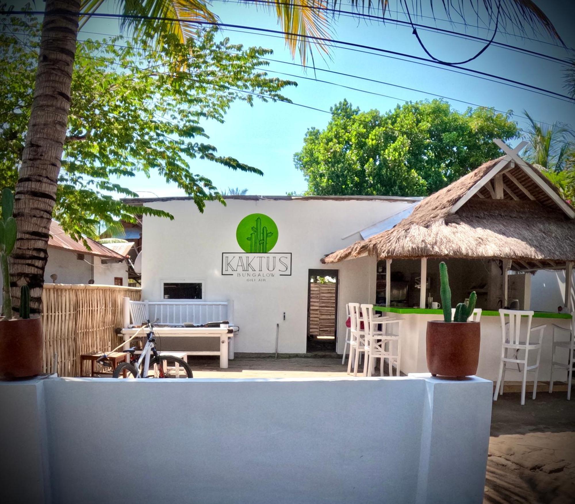 Kaktus Bungalow 2 Gili Air Exterior photo